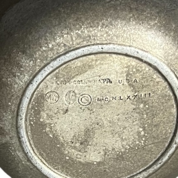 Vintage Measuring Cup Made in Milton PA USA, 18 0z cup - Picture 8 of 8